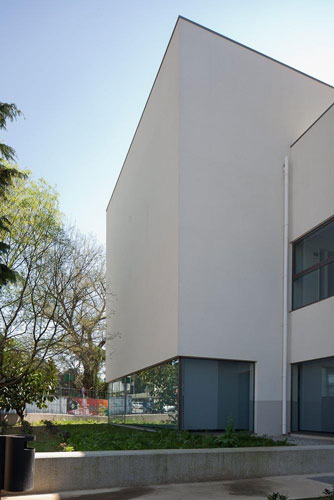 Escola Secundária Filipa de Vilhena, Arquiteto Carlos Prata
